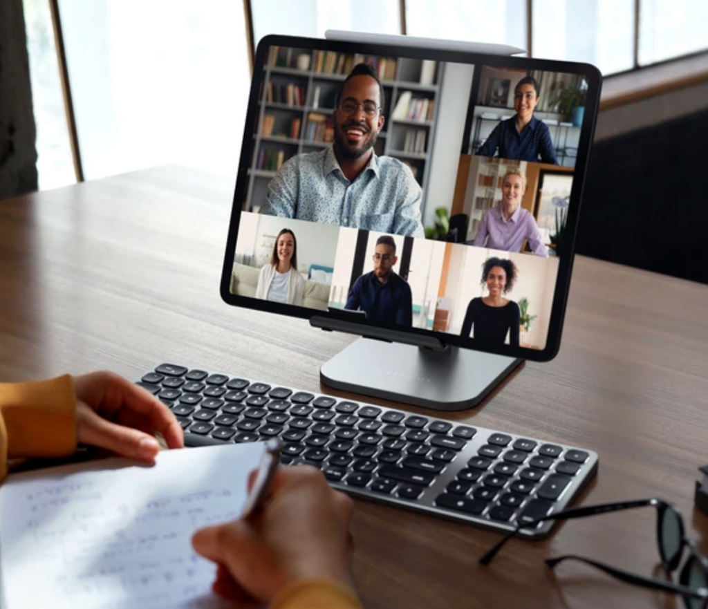Pros & Cons of Working Remotely