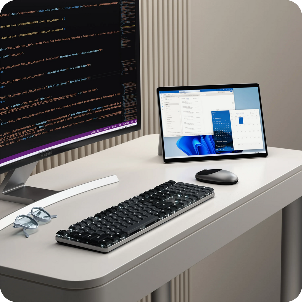 SM3 Slim Mechanical Backlit Bluetooth Keyboard Satechi Dark